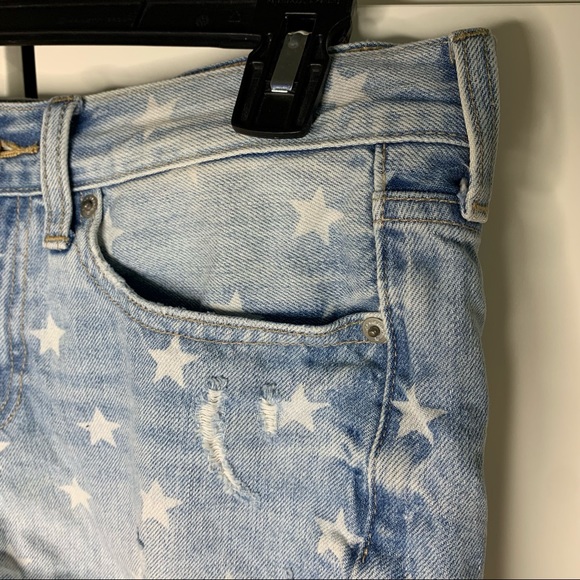 Lucky Brand The Cut Off Star Denim Shorts - Picture 2 of 14